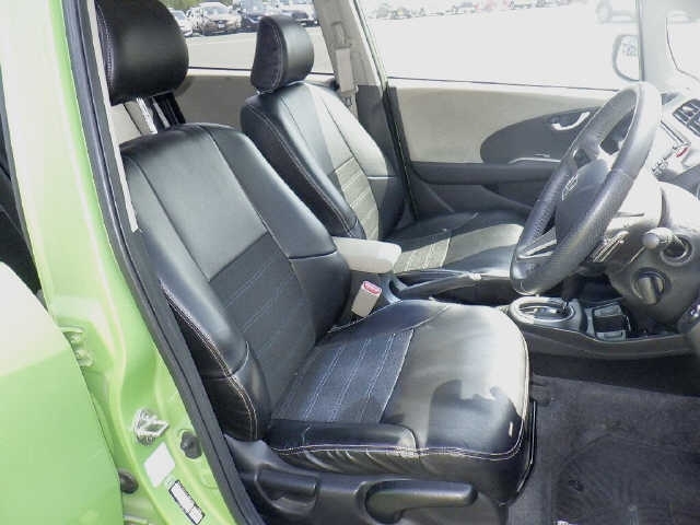 2011 HONDA FIT